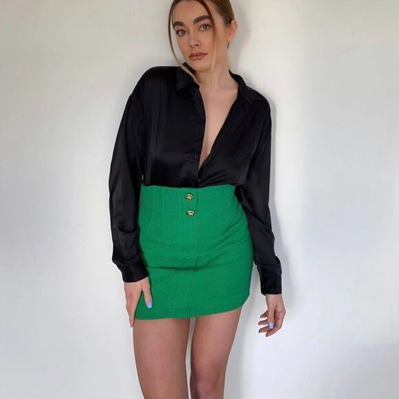 Zara high waisted skirt apple green buttons - Picture 1 of 15